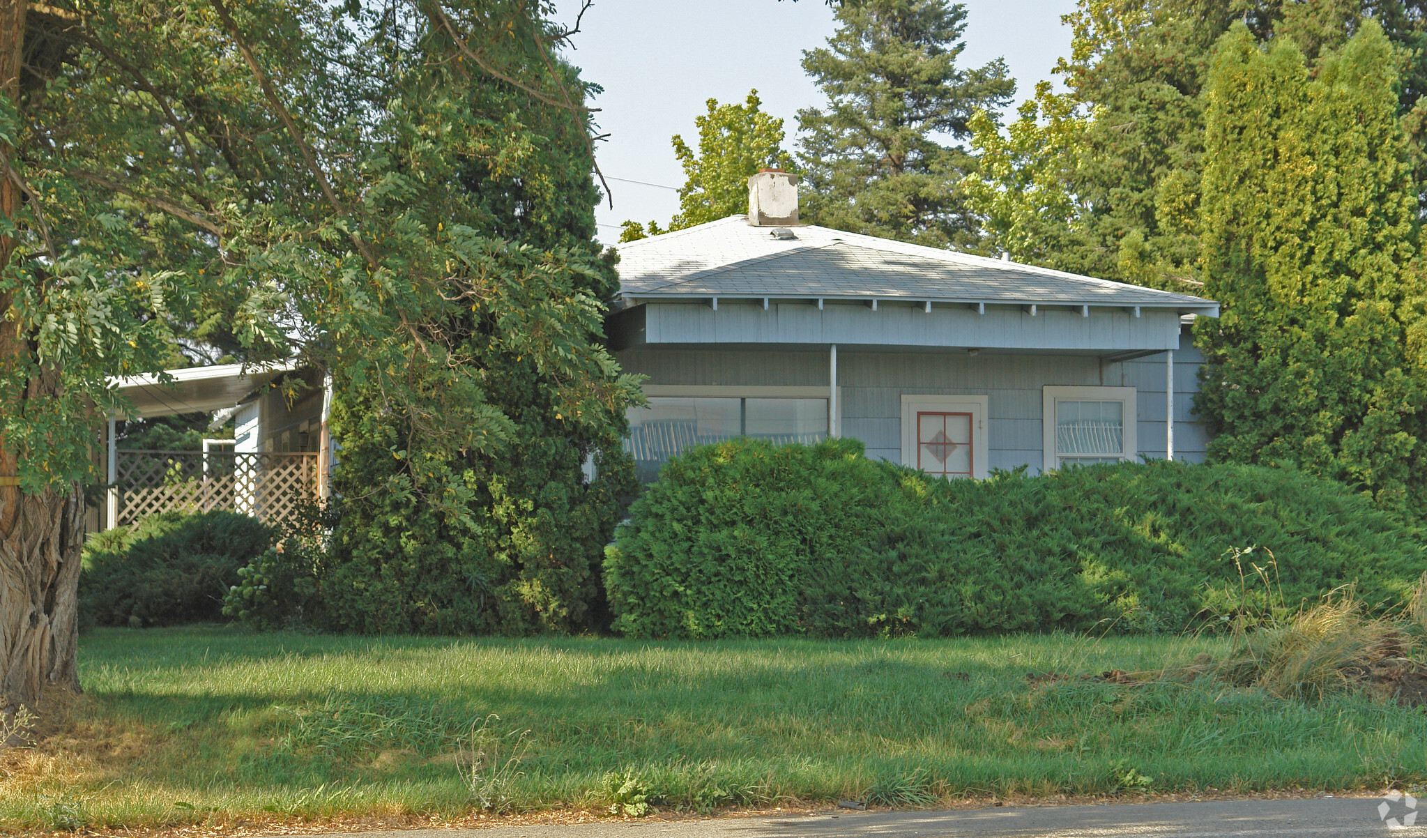 24817 E Wellesley Ave, Otis Orchards, WA for lease Primary Photo- Image 1 of 8