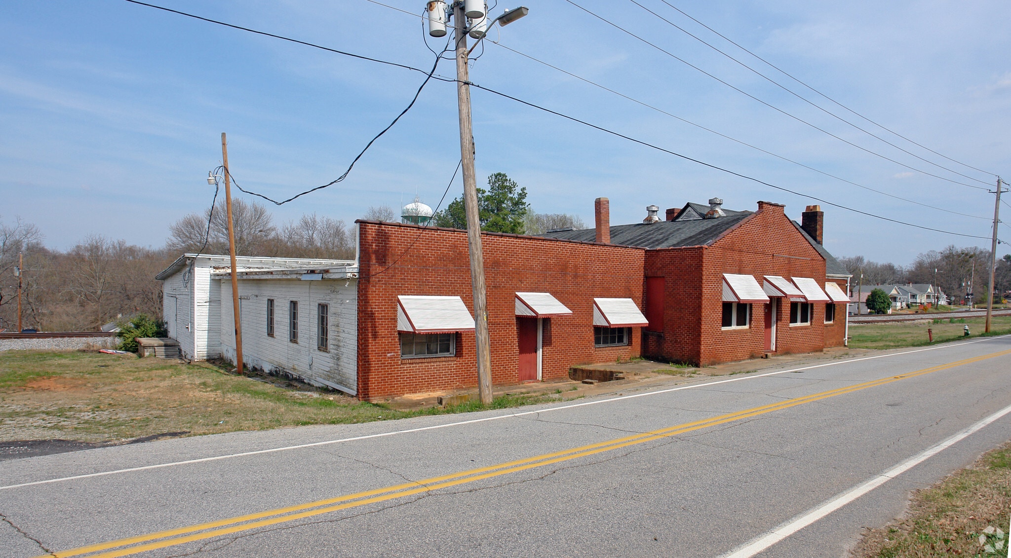 114 Cumberland Ave, Easley, SC for sale Primary Photo- Image 1 of 3