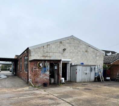 312 Barnsley Road, Cudworth for sale - Building Photo - Image 2 of 2