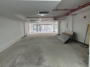 136-78 41st Ave, Flushing, NY for lease Interior Photo- Image 2 of 6