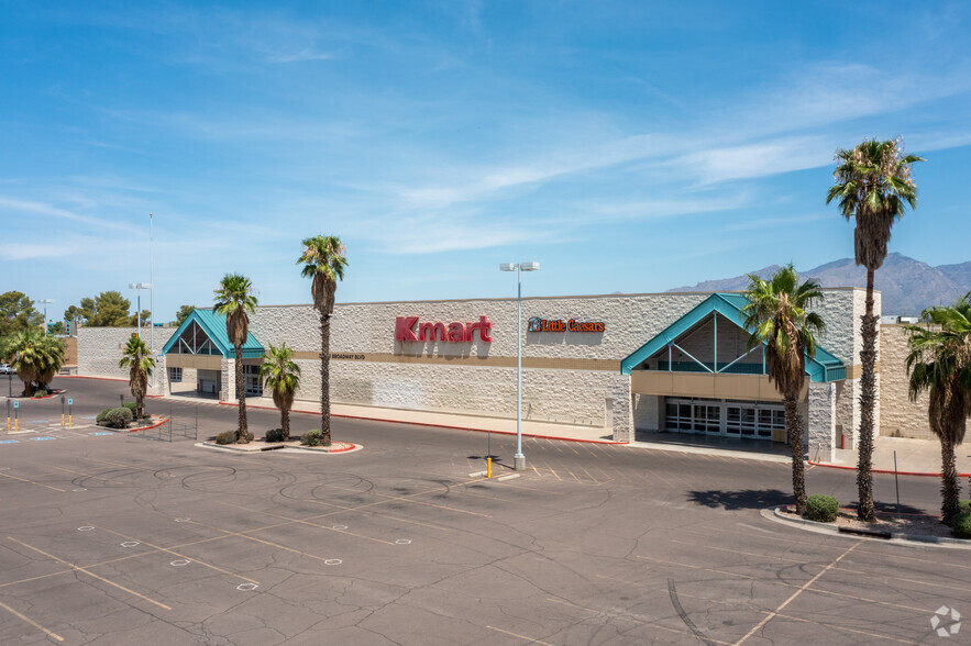 7055 E Broadway Blvd, Tucson, AZ for lease - Building Photo - Image 1 of 5