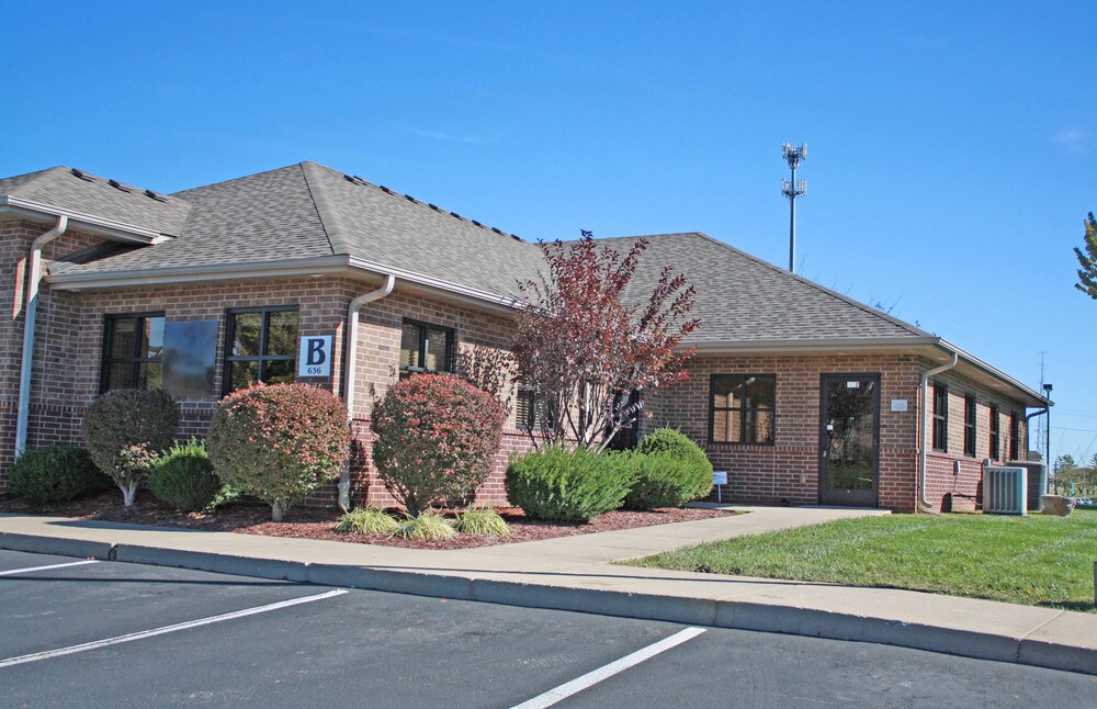 636 W Republic Rd, Springfield, MO 65807
