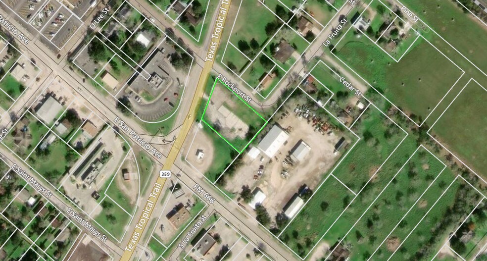 116 Texas St, Mathis, TX 78368