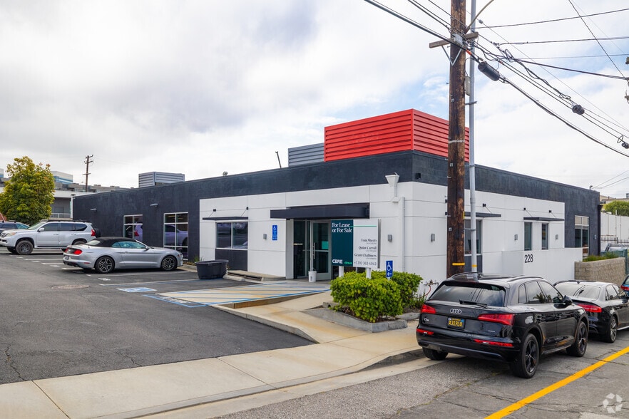 228 Nevada St, El Segundo, CA for lease - Building Photo - Image 1 of 8