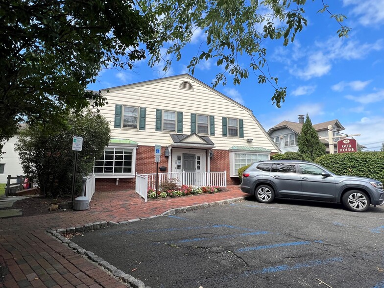 76 Floral Ave, New Providence, NJ for sale - Building Photo - Image 1 of 1