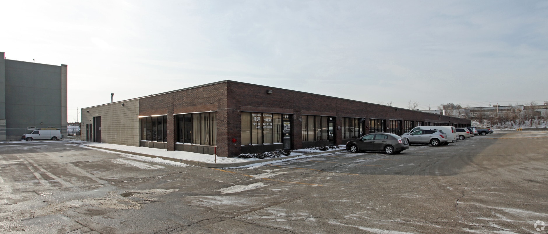 21 Progress Ave, Toronto, ON M1P 4S8