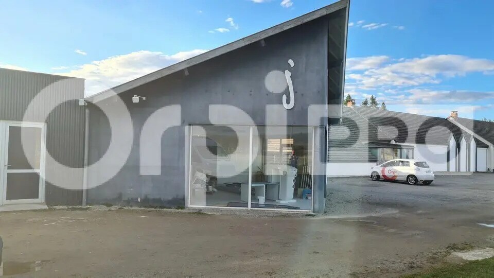 Vente Commerce 420 m² - Photo 1