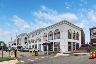 The Shops at Atlas Park - Bar