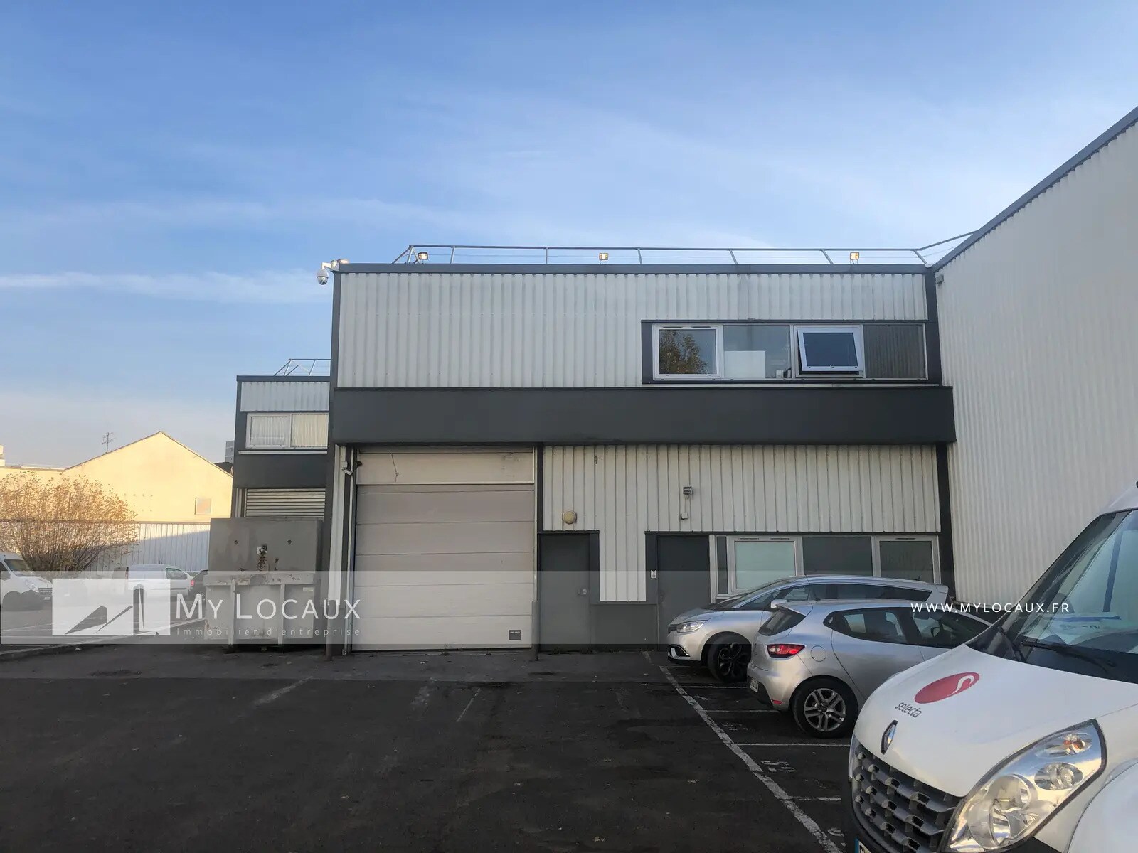 Flex in Aubervilliers for lease Building Photo- Image 1 of 13