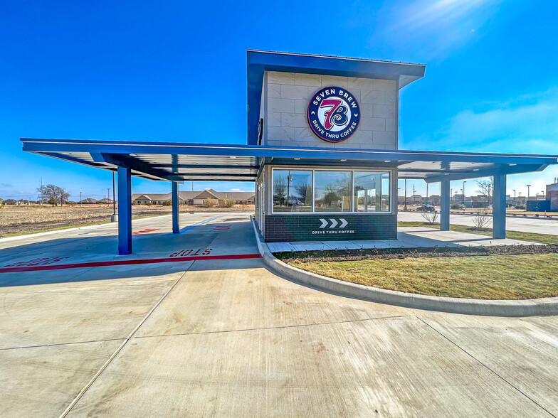 1964 N HWY 77, Waxahachie, TX for sale - Building Photo - Image 1 of 1