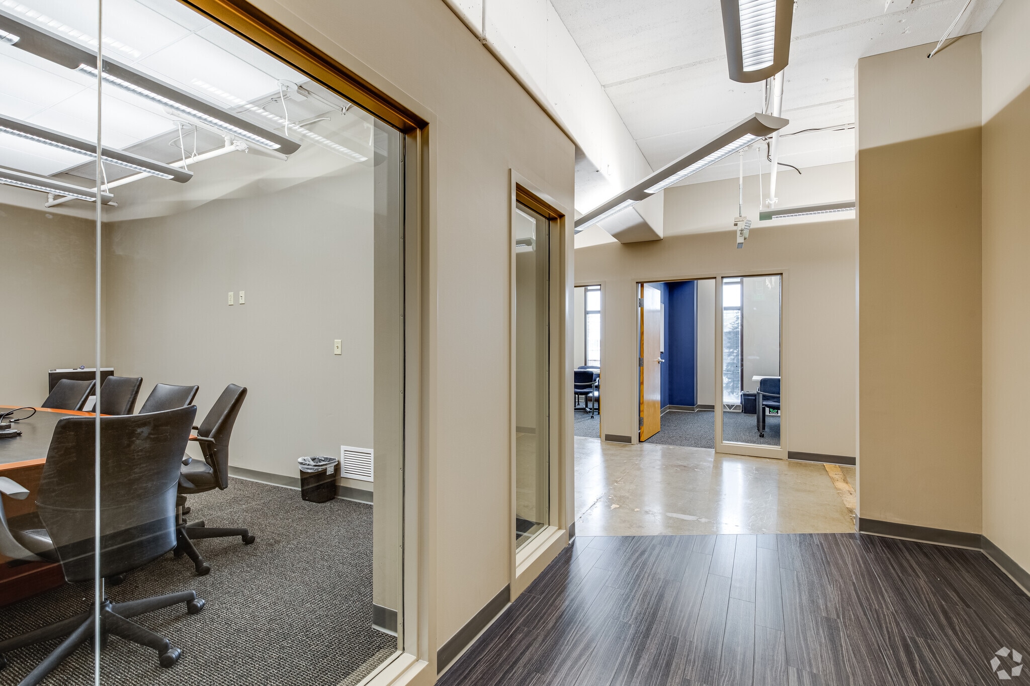 4600 W 77th St, Edina, MN for lease Interior Photo- Image 1 of 5