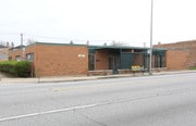 1405 S Harlem Ave, Berwyn IL - Parking Garage