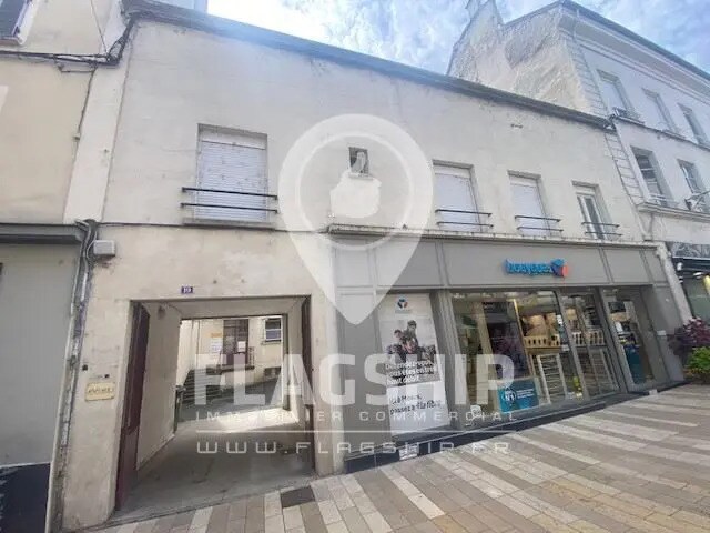 Location Commerce 375 m² - Photo 1
