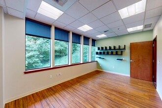 1801 W Bay Dr, Olympia, WA for lease Interior Photo- Image 1 of 9