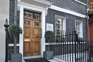 35 Berkeley Sq, London for lease Building Photo- Image 1 of 4