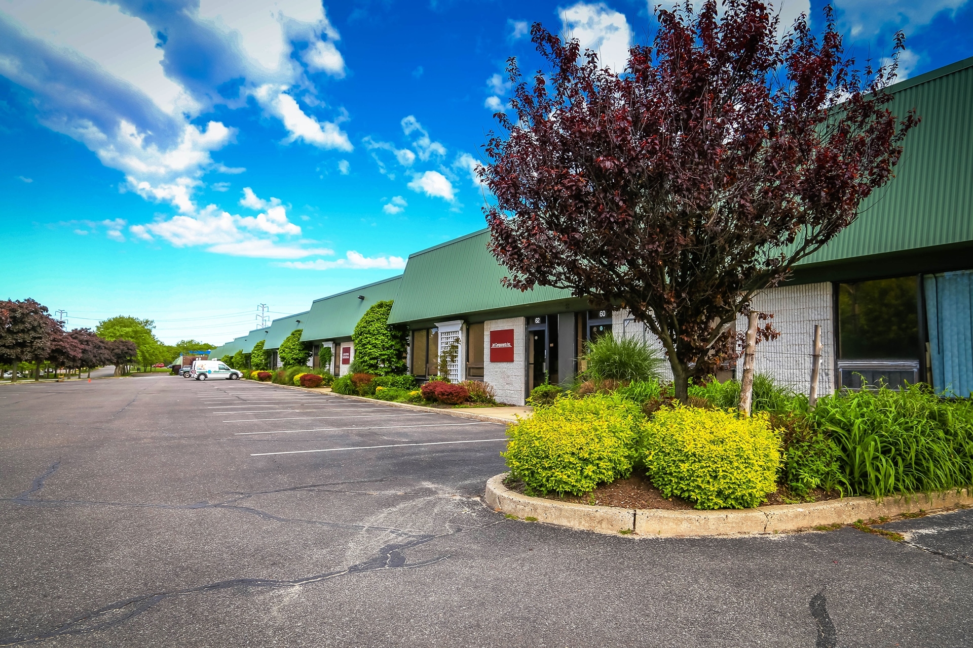 60-90 Bridge Rd, Islandia, NY for sale Primary Photo- Image 1 of 1