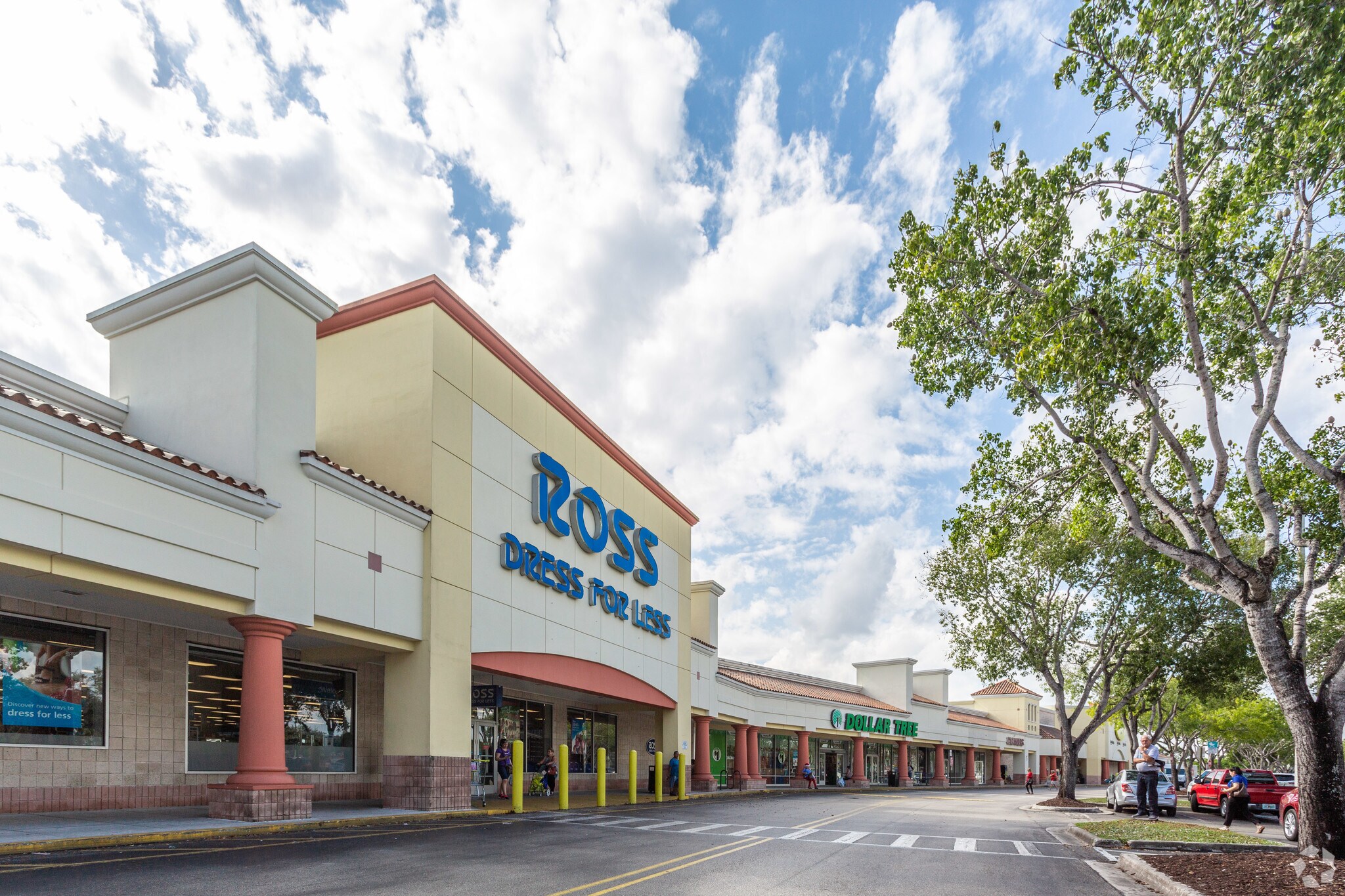 5730-5860 NW 183rd St, Hialeah, FL for sale Primary Photo- Image 1 of 1