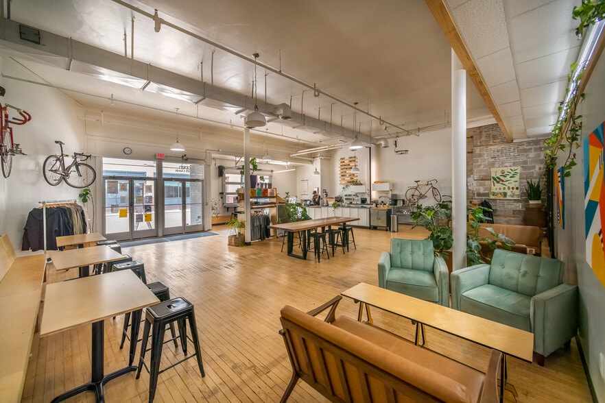 105 S Main St, Ishpeming, MI for sale - Building Photo - Image 3 of 36