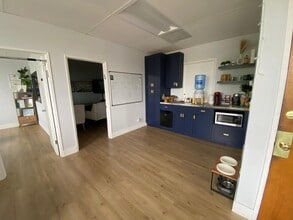 5555 S Inglewood Blvd, Culver City, CA for lease Interior Photo- Image 2 of 5