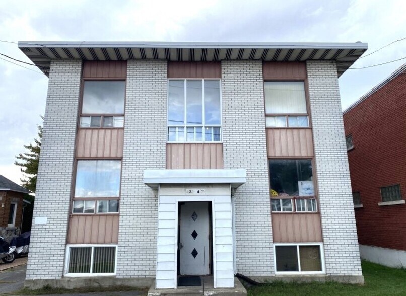 439 Rue Melançon, Drummondville, QC J2C 4R8