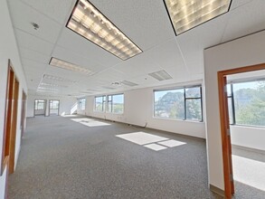 1225 S Weller St, Seattle, WA for lease Interior Photo- Image 2 of 7
