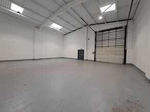 28-40 Clarke Road, Milton Keynes for lease Interior Photo- Image 1 of 5