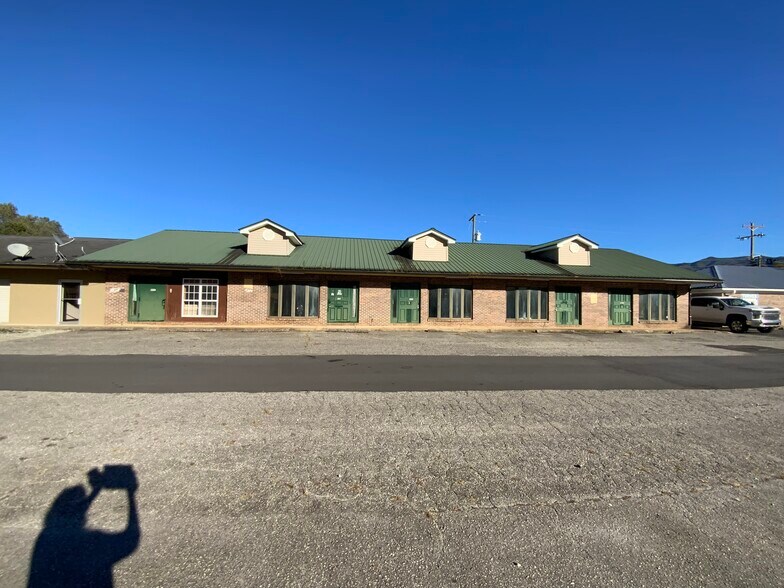 18 Town Branch Rd, Andrews, NC for sale - Building Photo - Image 3 of 21