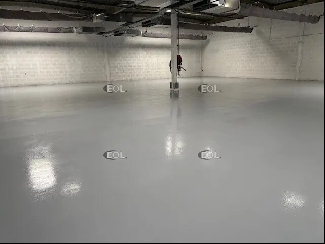 Industrial in Massy for lease - Interior Photo - Image 3 of 5