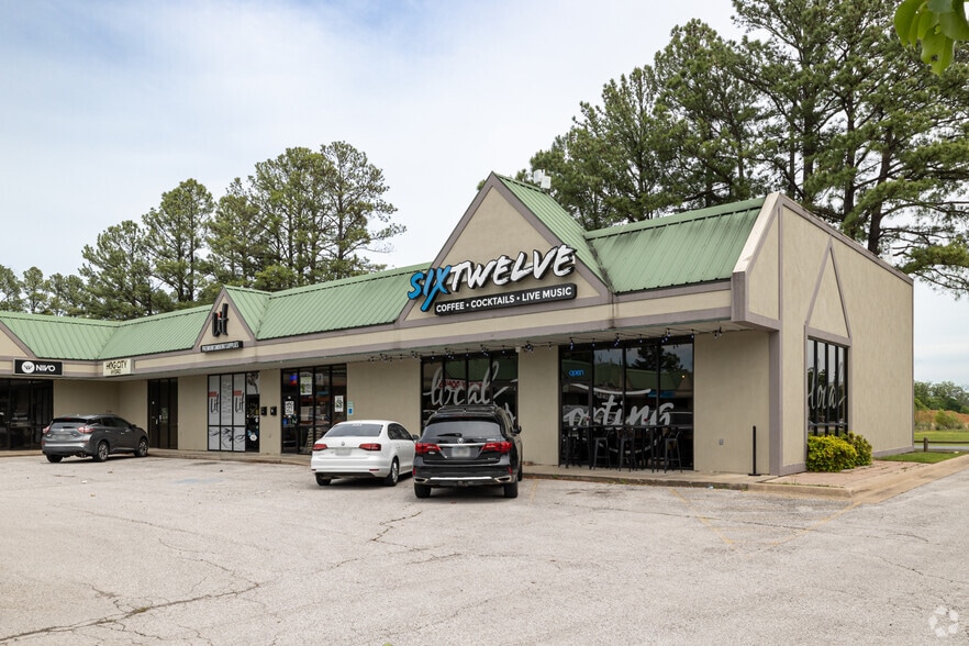3980 W Wedington Dr, Fayetteville, AR for lease - Building Photo - Image 1 of 7