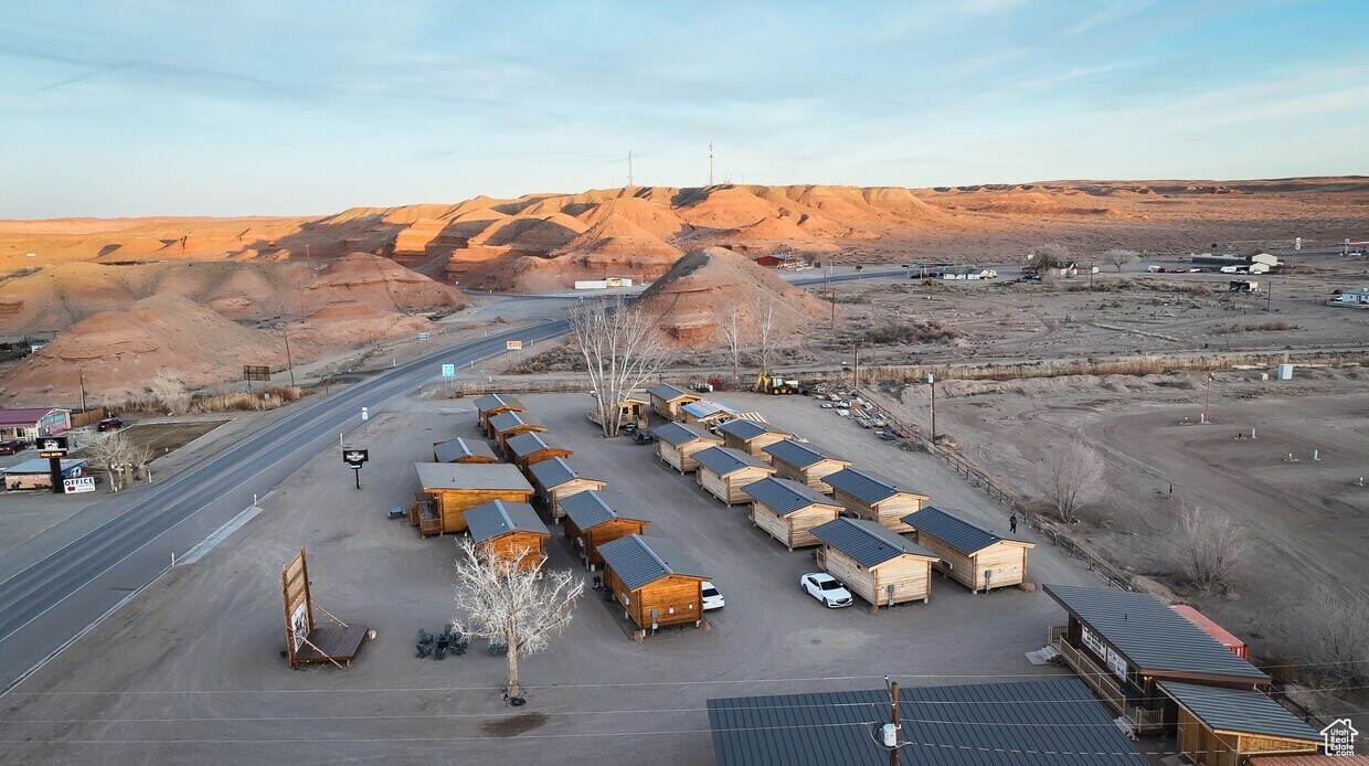 280 E 100 N, Hanksville, UT for sale Primary Photo- Image 1 of 6