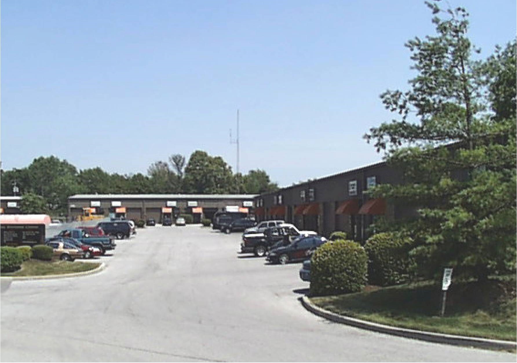 5700-5820 Industrial Rd, Fort Wayne, IN for sale Building Photo- Image 1 of 1