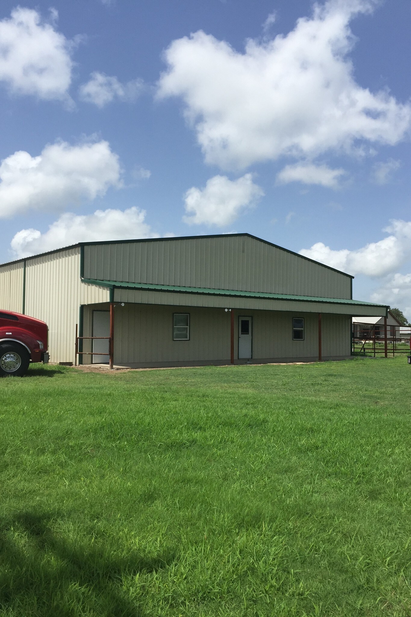 1010 County Road 234, Giddings, TX 78942