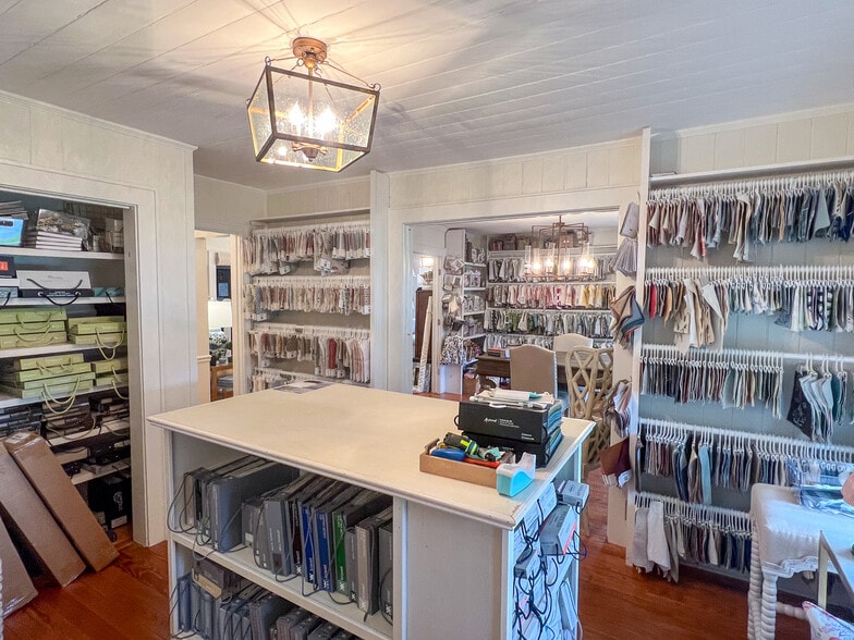 1224 Wappoo Rd & 1740 Pinecrest Rd portfolio of 3 properties for sale on LoopNet.com - Building Photo - Image 3 of 29