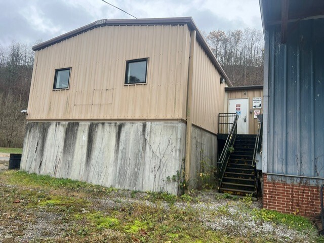 7260 Ky Route 114, Prestonsburg, KY for sale - Building Photo - Image 3 of 23