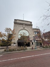 126 Central Plaza North, Canton, OH for lease Interior Photo- Image 2 of 10