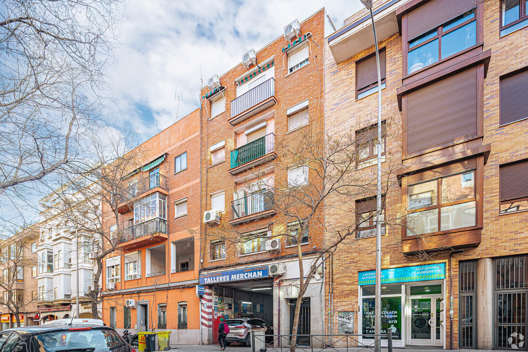 Retail in Madrid, Madrid for lease Building Photo- Image 1 of 2