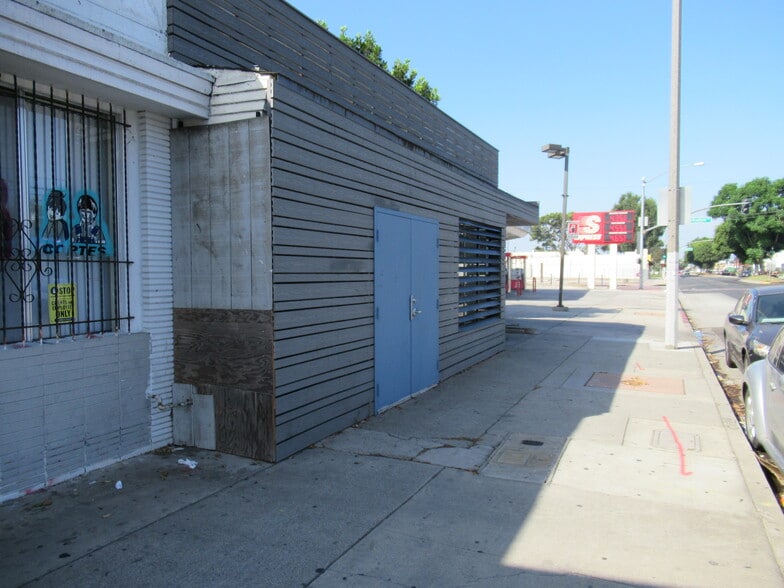 1820 E Rosecrans Ave, Compton, CA for sale - Building Photo - Image 1 of 22