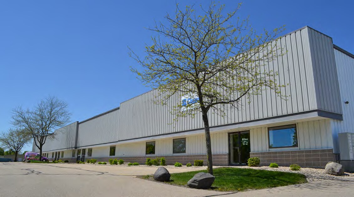 2532-2550 Advance Rd, Madison, WI for lease Interior Photo- Image 1 of 2