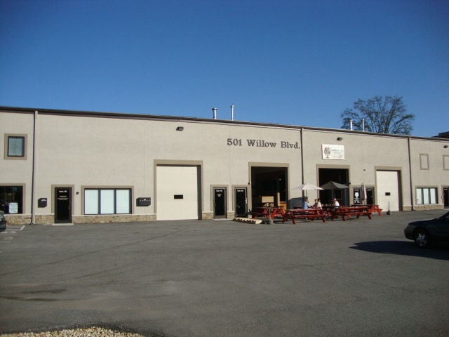 501 Willow Blvd, Willow Springs, IL for lease - Building Photo - Image 3 of 4