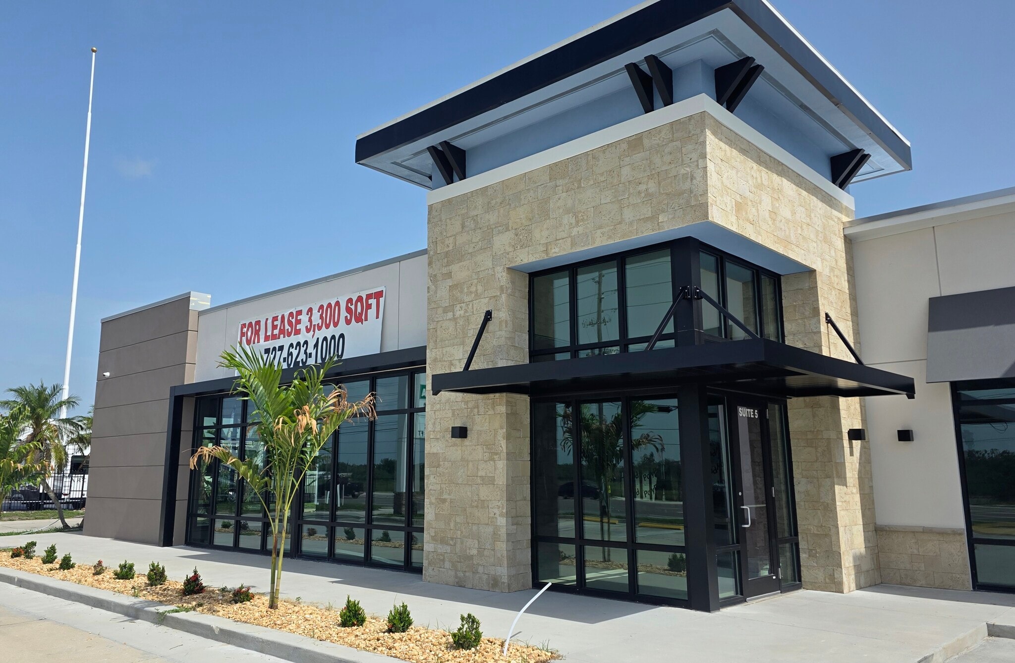 8100 Park Blvd N, Pinellas Park, FL for lease Building Photo- Image 1 of 22