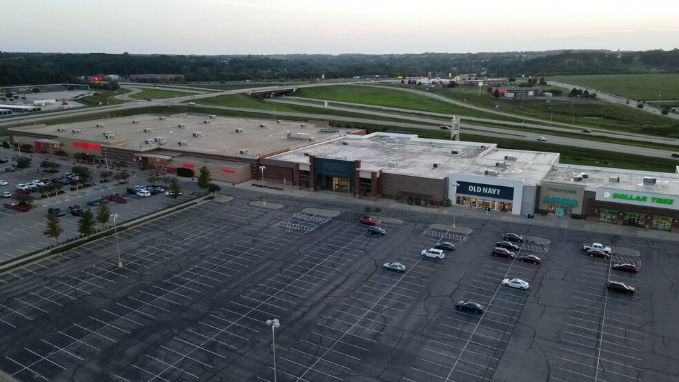 SE 48th St, Rochester, MN for lease - Aerial - Image 2 of 6