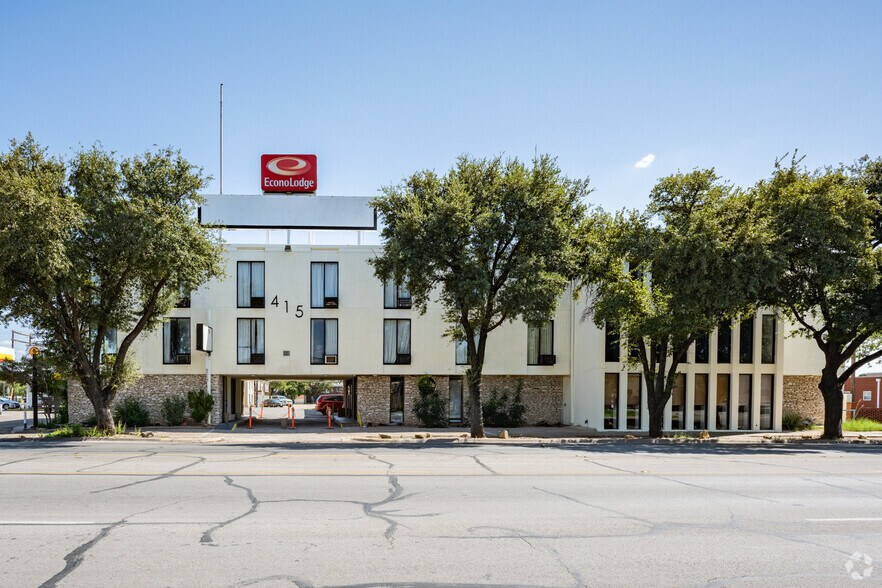 Hotel for Sale in 415 W Beauregard Ave, San Angelo, TX 76903 TenX Commercial