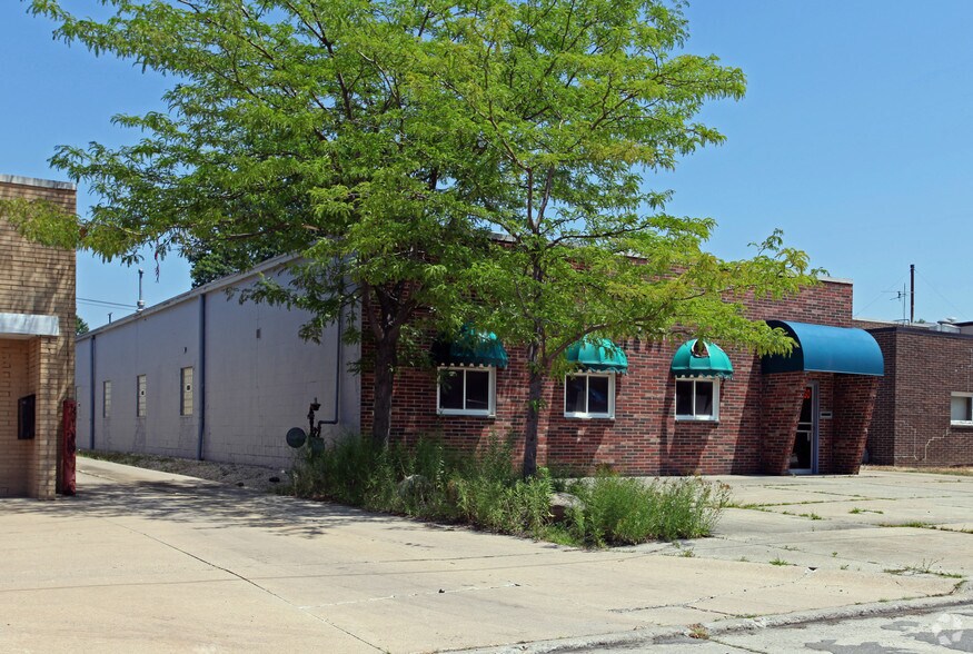 1241 E 286th St, Euclid, OH for sale - Primary Photo - Image 1 of 1