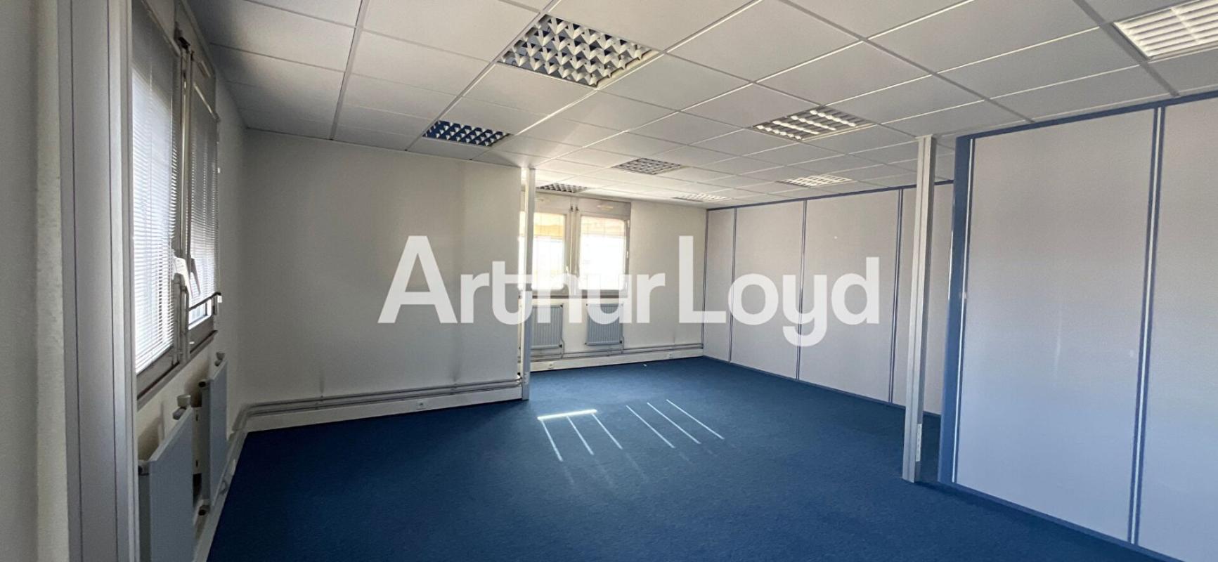 Office in Caen for lease Building Photo- Image 1 of 7