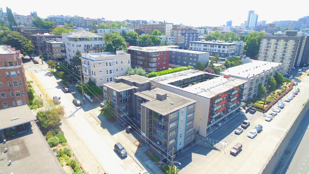 301 E Thomas St, Seattle, WA for sale - Building Photo - Image 1 of 11