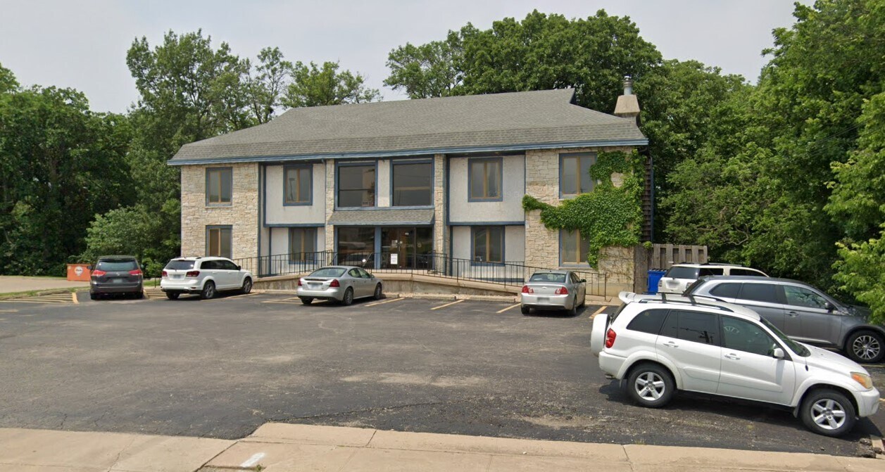 5020 SW 28th St, Topeka, KS for sale Building Photo- Image 1 of 1