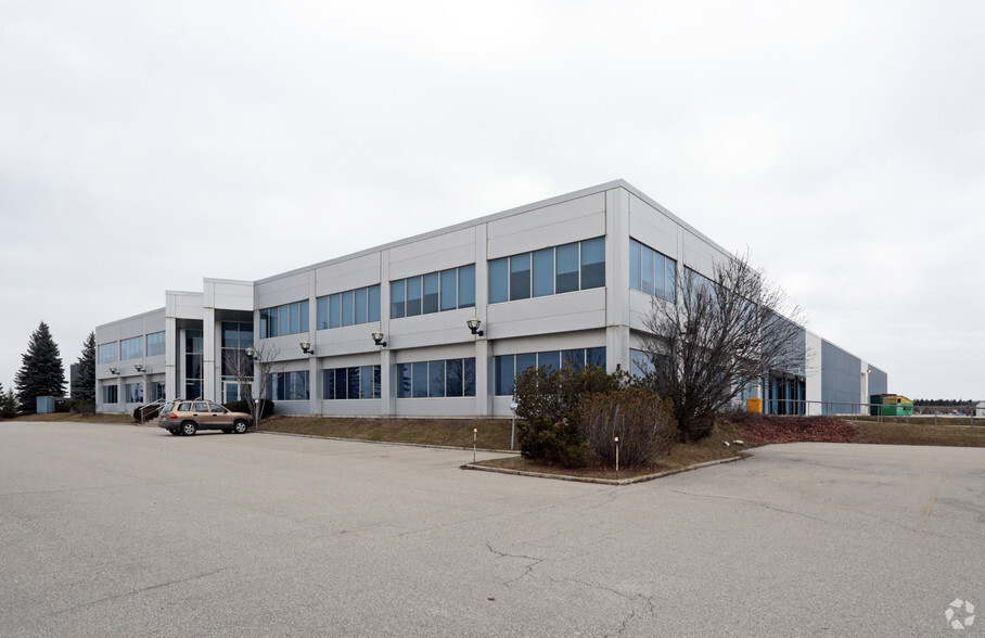 570 Southgate Dr, Guelph, ON for lease - Primary Photo - Image 1 of 3