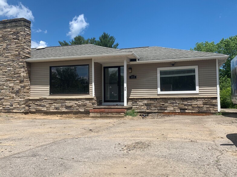 488 Plank Rd, ster, NY 14580