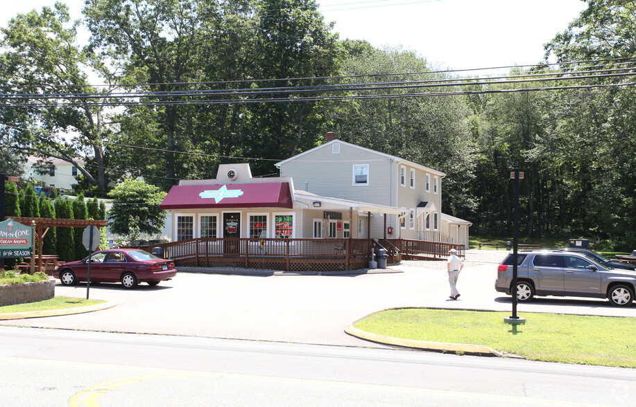 38 S Broad St, Pawcatuck, CT 06379 | LoopNet