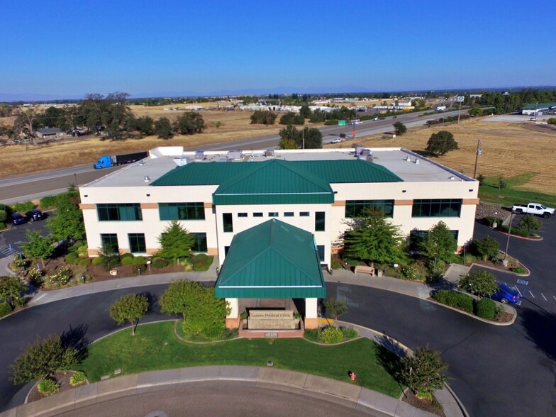 2450 Sister Mary Columba Dr, Red Bluff, CA for sale - Primary Photo - Image 1 of 16